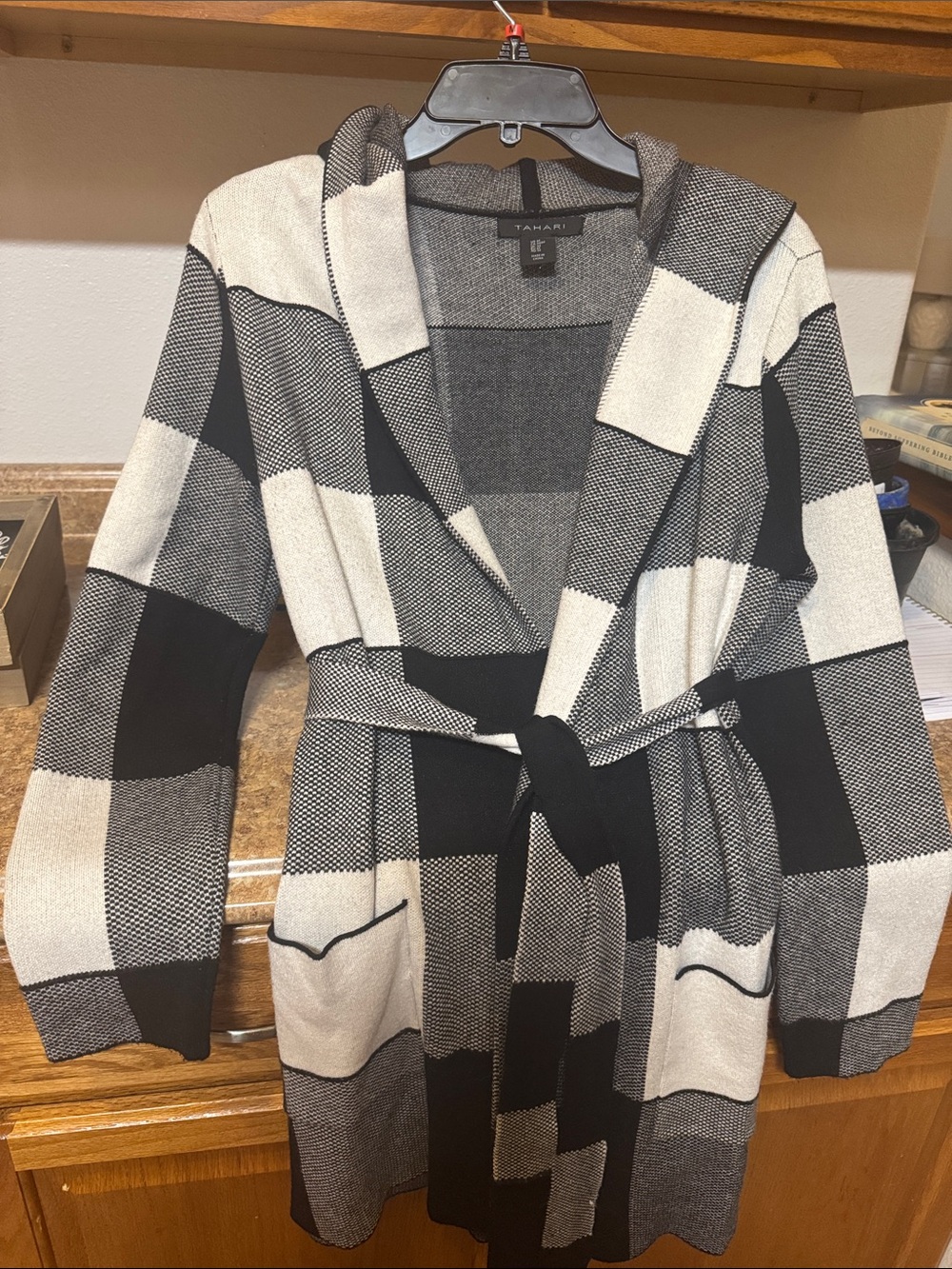 Tahari Black and White Checked Hooded Cardigan with Belt long cozy dress casual